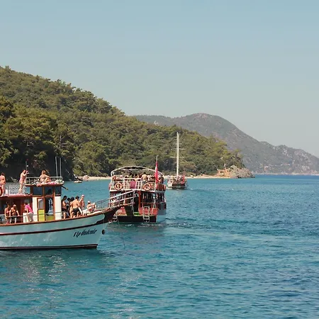 Aparthotel Samos Guzelcamlı