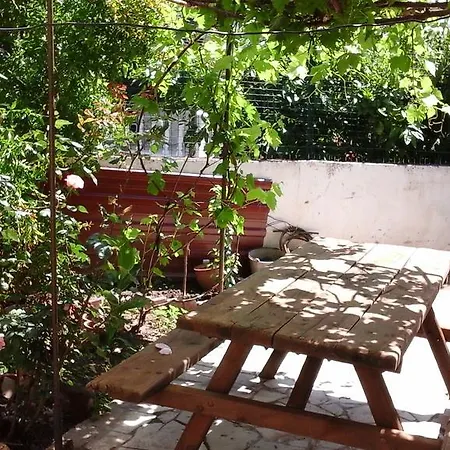 Samos Apart * Guzelcamli